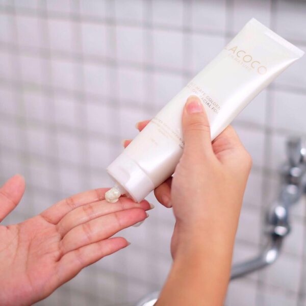 Ultimate Golden Swallow Facial Foam - Gambar 3